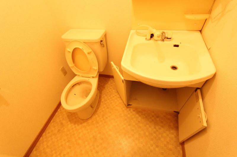 トイレ　同タイプ・参考写真