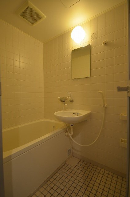 バス・シャワールーム　別号室の写真です