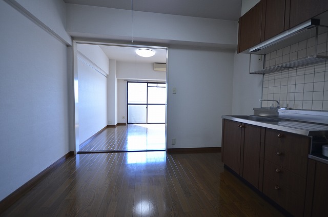 居室・リビング　別号室の写真です