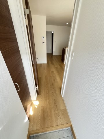 玄関　シンプルで使いやすい玄関です