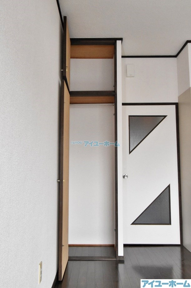 収納　クローゼット