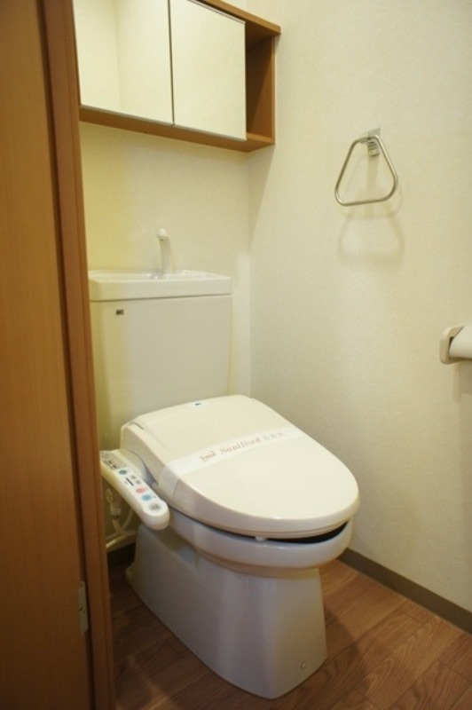 トイレ　図面と現状に相違がある場合には現状を優先