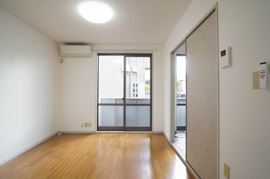 居室・リビング　洋室