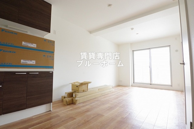 居室・リビング　広々としたリビング！