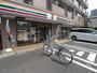コンビニ　セブンイレブン足立中川4丁目店（コンビニ）まで190m