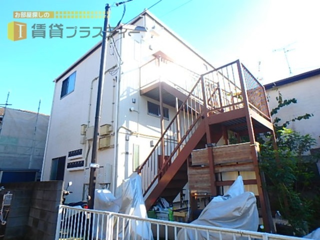 建物外観　閑静な住宅地にある建物です。