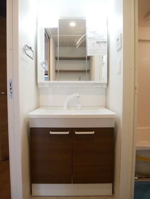洗面設備　同ハウスメーカー施工の類似物件参考写真です