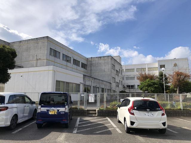 中学校　幸田町立北部中学校（中学校）まで945m