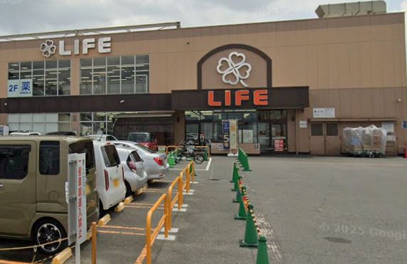 スーパー　ライフ伏見深草店（スーパー）まで615m