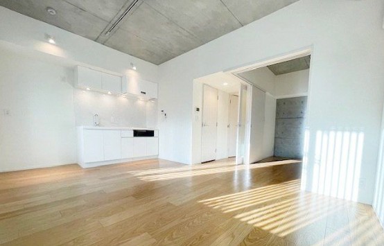 居室・リビング　別タイプ部屋　参考写真です