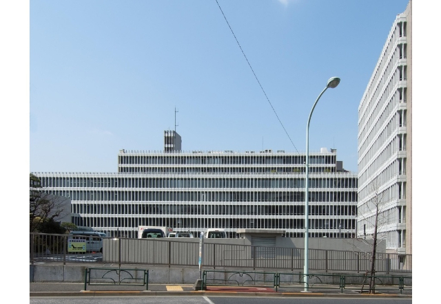 役所　目黒区役所（役所）まで774m