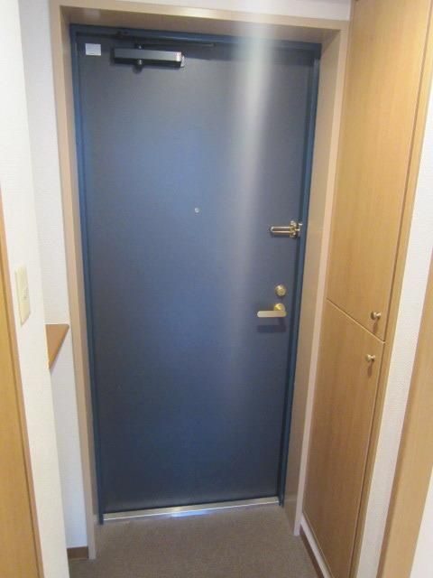 玄関　★靴箱のついた玄関です★