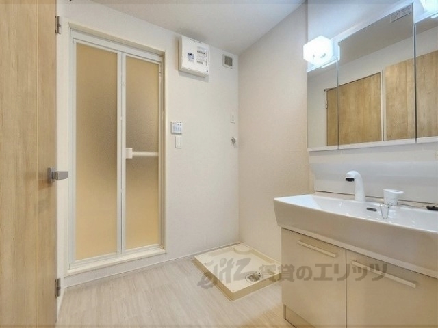 洗面設備　同仕様