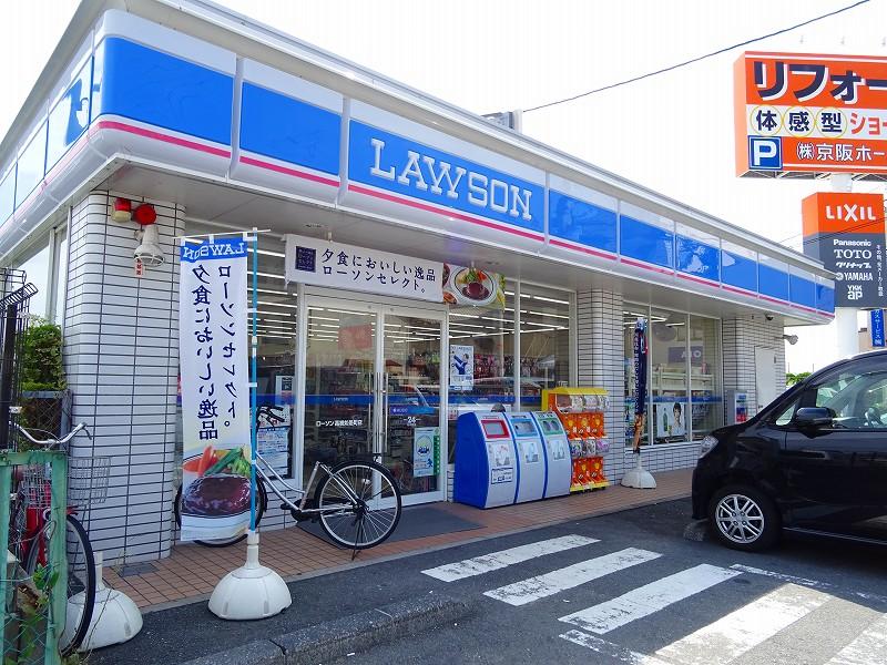 コンビニ　ローソン高槻如是町店（コンビニ）まで330m