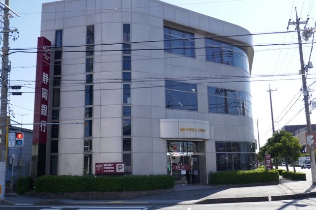 銀行　静岡銀行 磐田支店（銀行）まで2737m