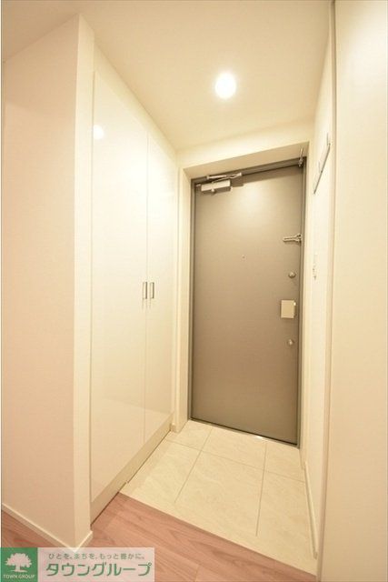 玄関　お部屋探しは株式会社　タウンハウジング　までお気軽にお問合…