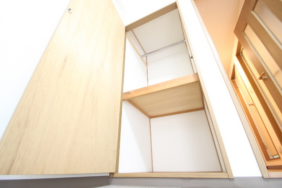 収納　※別号室の写真です