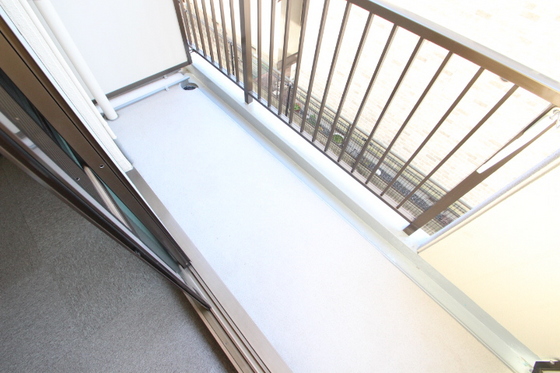 バルコニー　※別号室の写真です