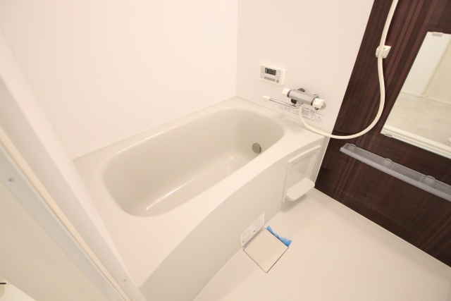 バス・シャワールーム　※別室の参考写真の為、現況優先です。