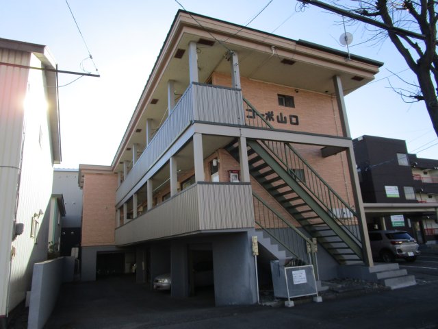 建物外観　外観は落ち着いています