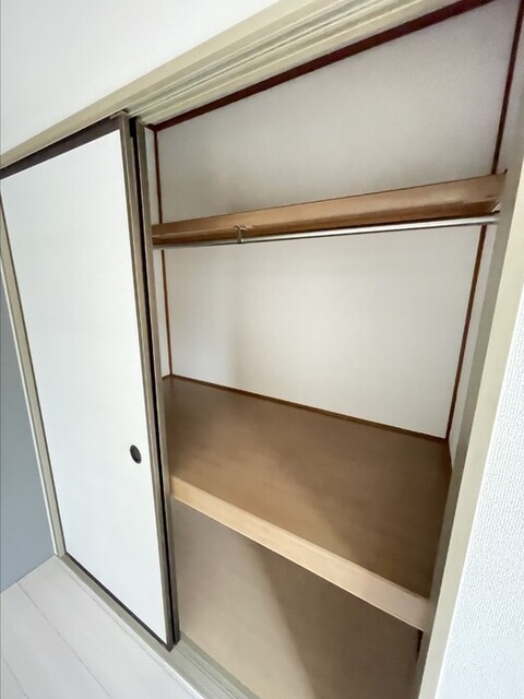 収納　押入