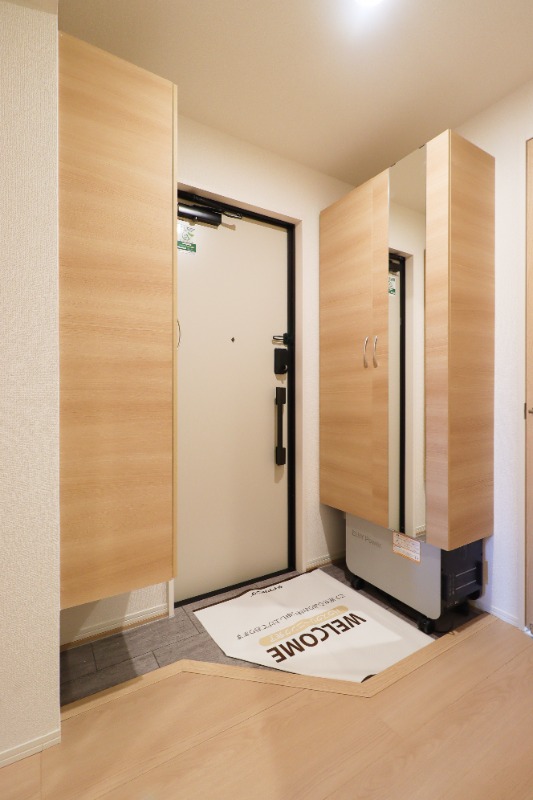 玄関　図面と現状に相違がある場合には現状を優先