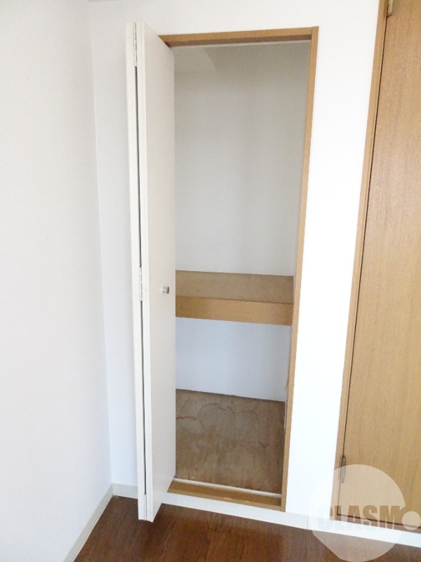 収納　洋室収納