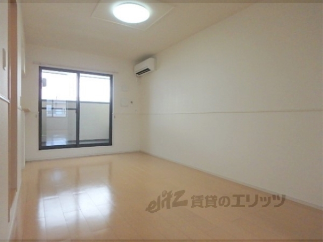 居室・リビング　収納