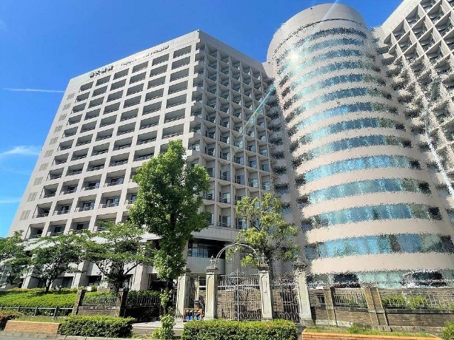 病院　国立大学法人名古屋大学医学部附属病院（病院）まで1354m