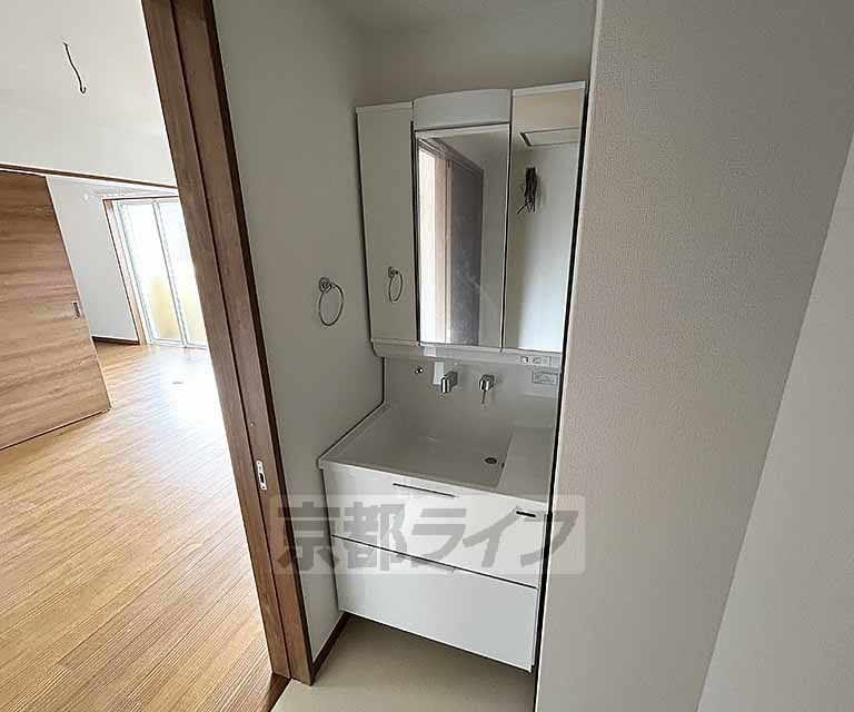 その他　・建築中