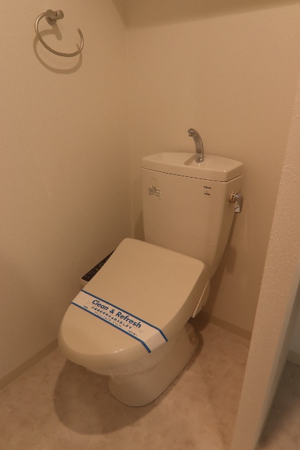 トイレ　※別部屋の参考写真のため、現状優先です。