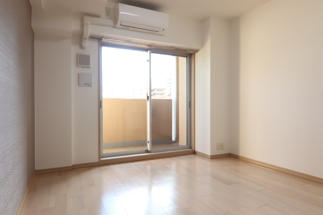 居室・リビング　※別部屋の参考写真のため、現状優先です。