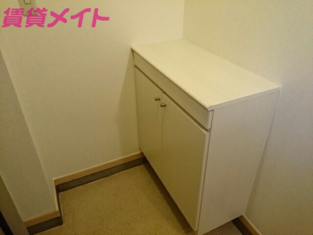 玄関　同型参考写真