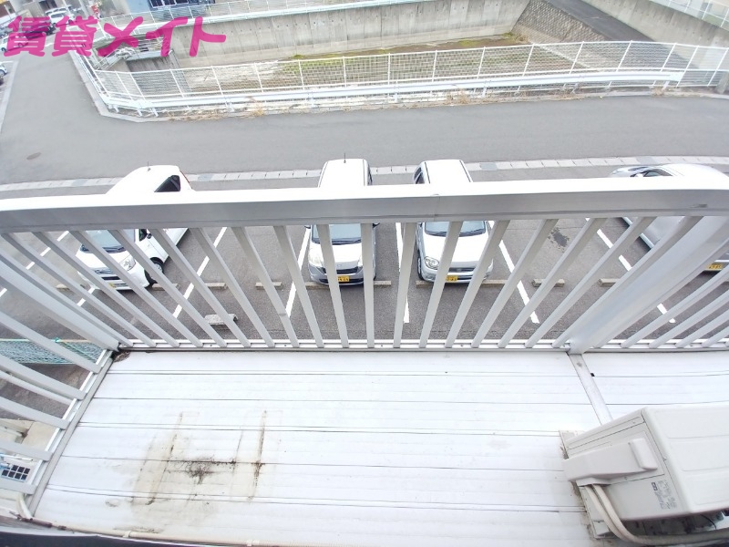 バルコニー　同型参考写真