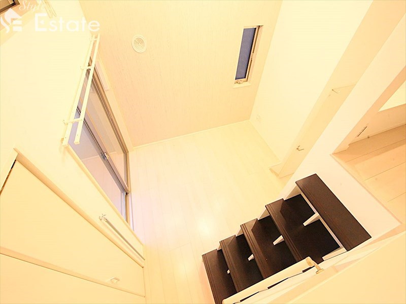 居室・リビング　内装