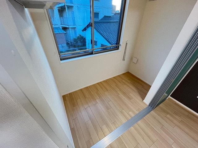 バルコニー　※サンプル画像です。