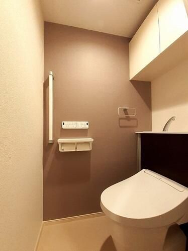 トイレ　ゆったりとした空間のトイレです