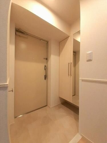 玄関　ゆったりとした玄関です