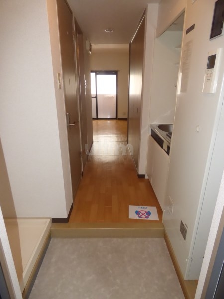 玄関　※別のお部屋のお写真です。御参考までに。