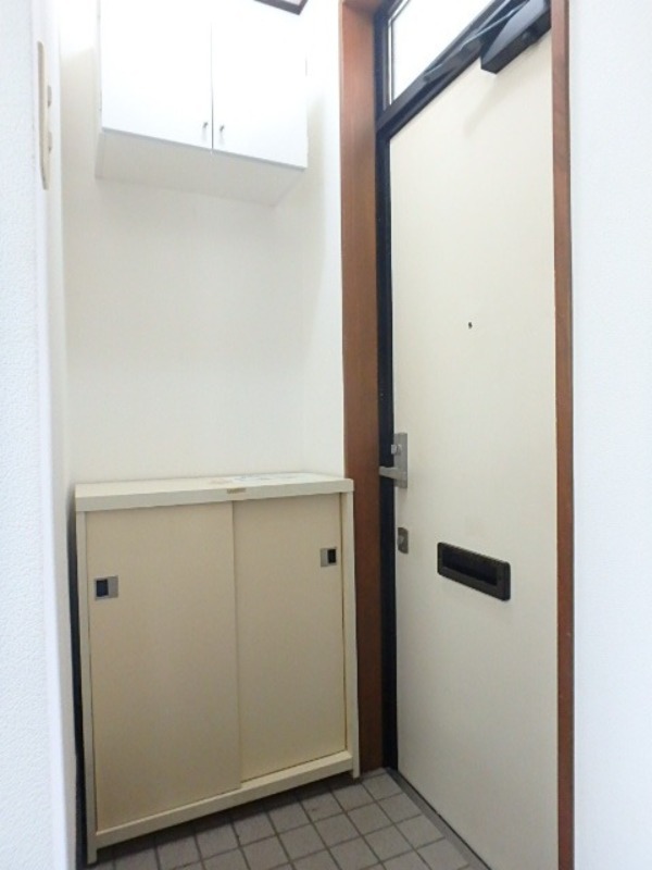 玄関　図面と現状に相違がある場合には現状を優先