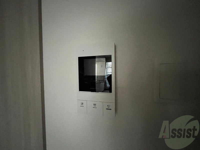 セキュリティ　ＴＶモニター付インターホンです。来客者の顔が見えるので安心！