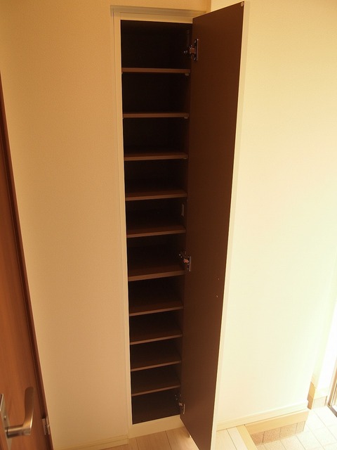 その他設備　下駄箱