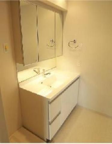 洗面設備　クリオ戸越銀座弐番館