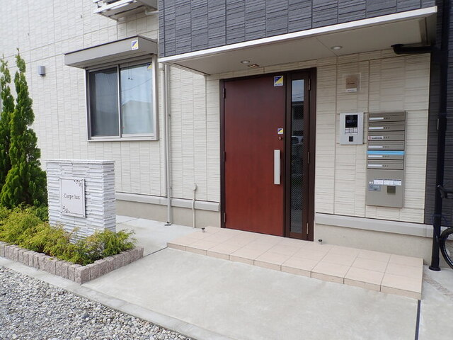 エントランス　エントランス（オートロック・集合ポスト）