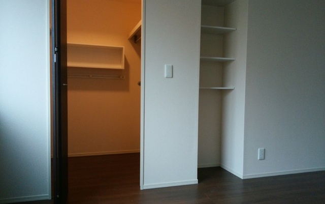 収納　ウォークインクローゼット