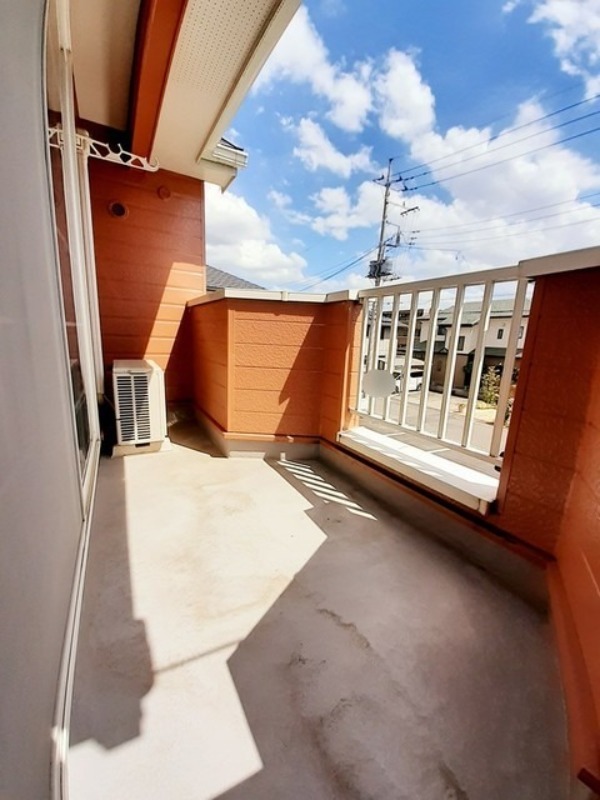 バルコニー　図面と現状に相違がある場合には現状を優先