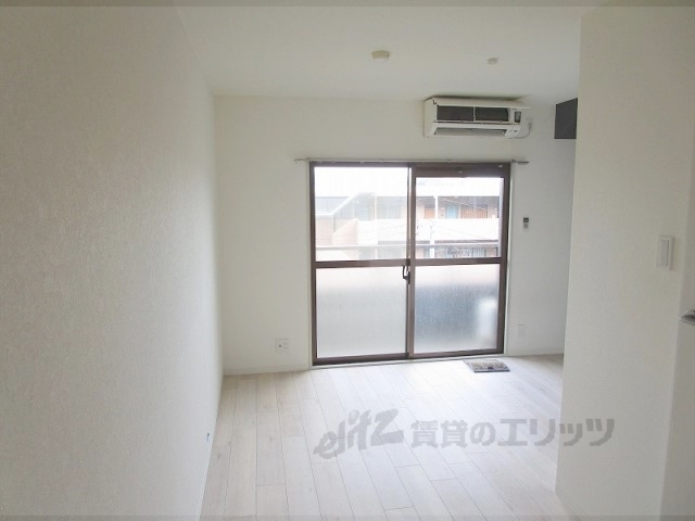 居室・リビング　洋室