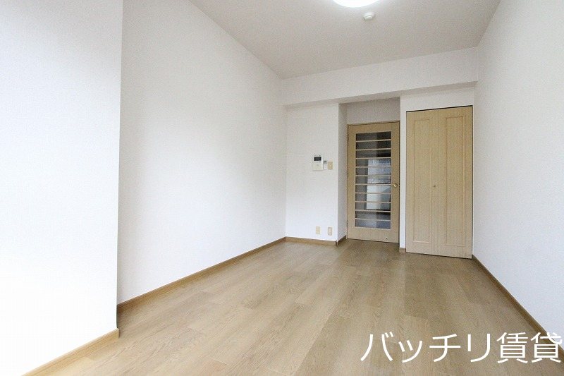 居室・リビング　画像は別号室タイプの為、現状を優先致します。