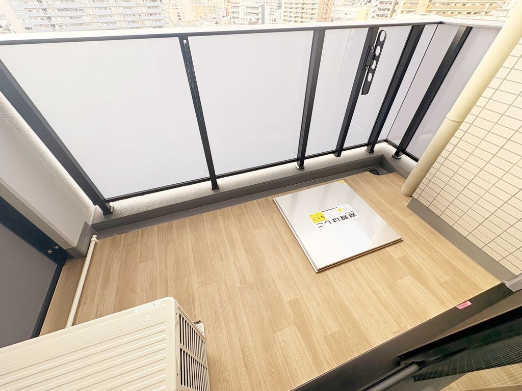 バルコニー　バルコニー