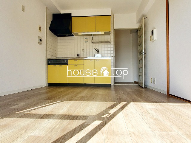 居室・リビング　テーブルなど設置可能